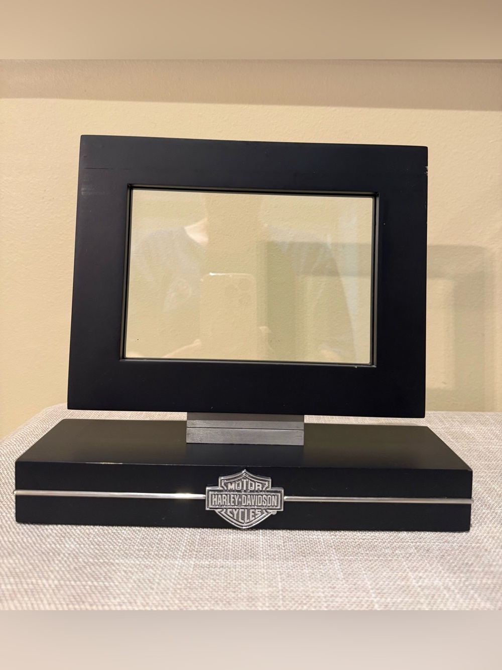 2004 Harley-Davidson Hallmark Wooden Float Frame Black Motor Co Display Case - Picture 1 of 15